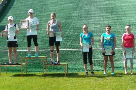 Podium in Ziri